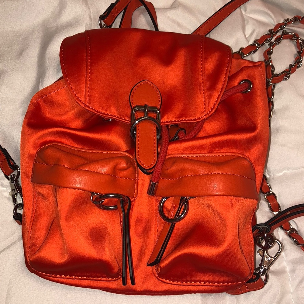 🛑SOLD🛑 🧡Aldo Orange Satin Mini Backpack